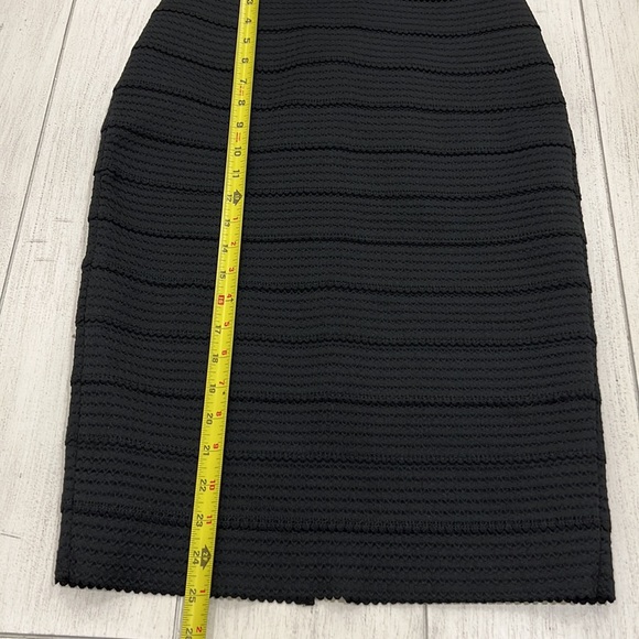 Express High Waisted Bandage Skirt XS - Picture 5 of 7